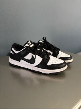 Nike Dunk Low Panda
